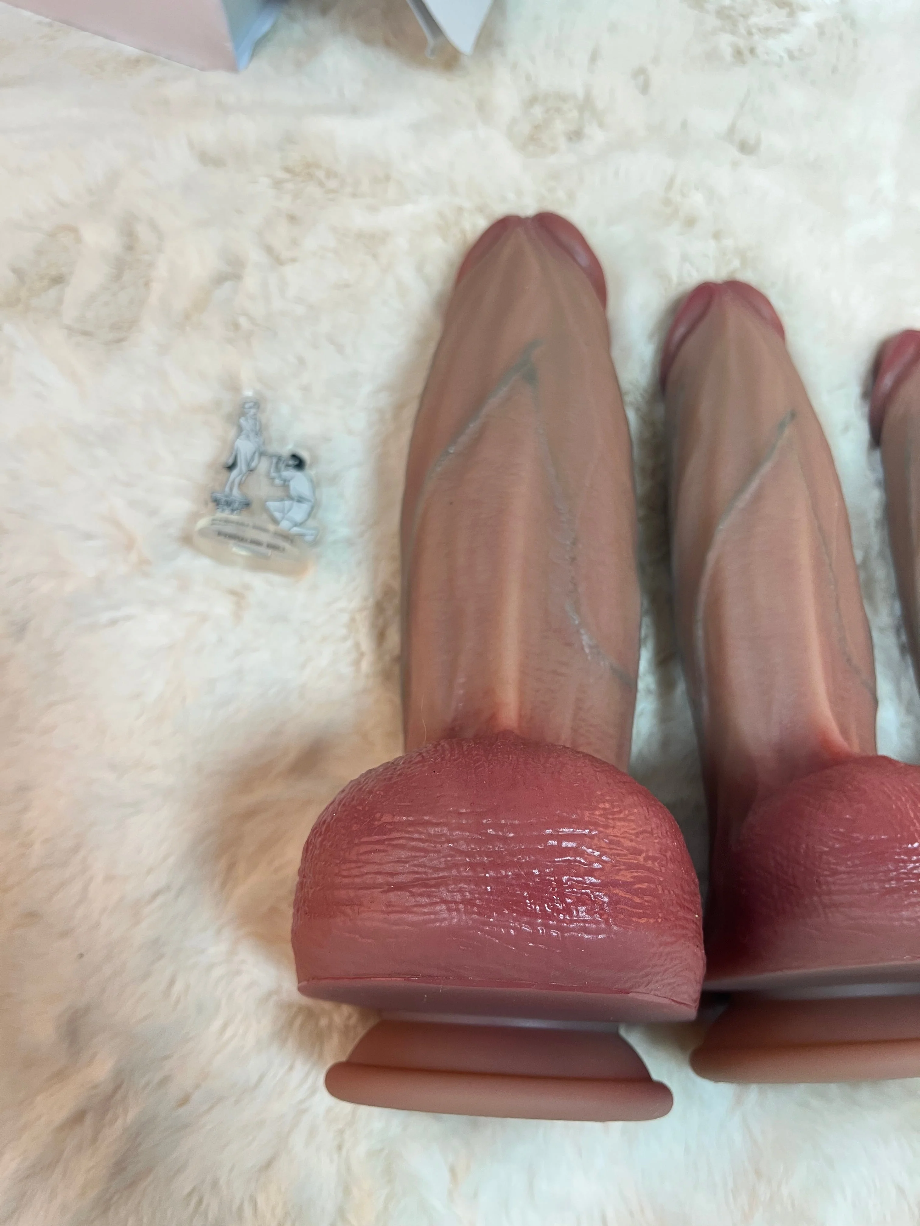 1100g/2.43lb Extra Large Silicone Dildo – Premium Body-Safe Design - Image 4