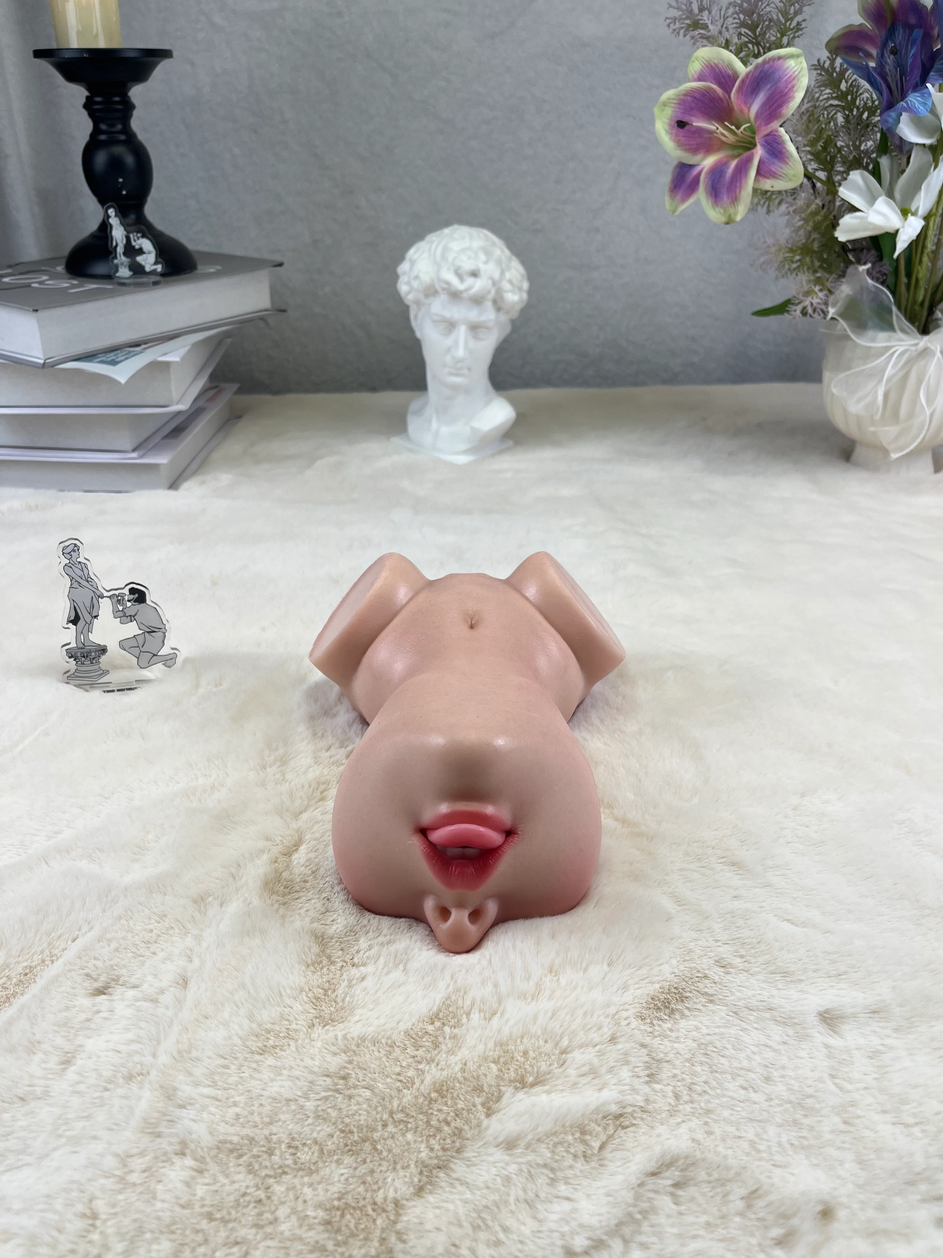 Free Shipping丨1.4kg/3.1lb Platinum Silicone Pocket Pleasure Device with Dual Openings – Ultra-Realistic Skin Texture, Compact & Discreet - Image 3