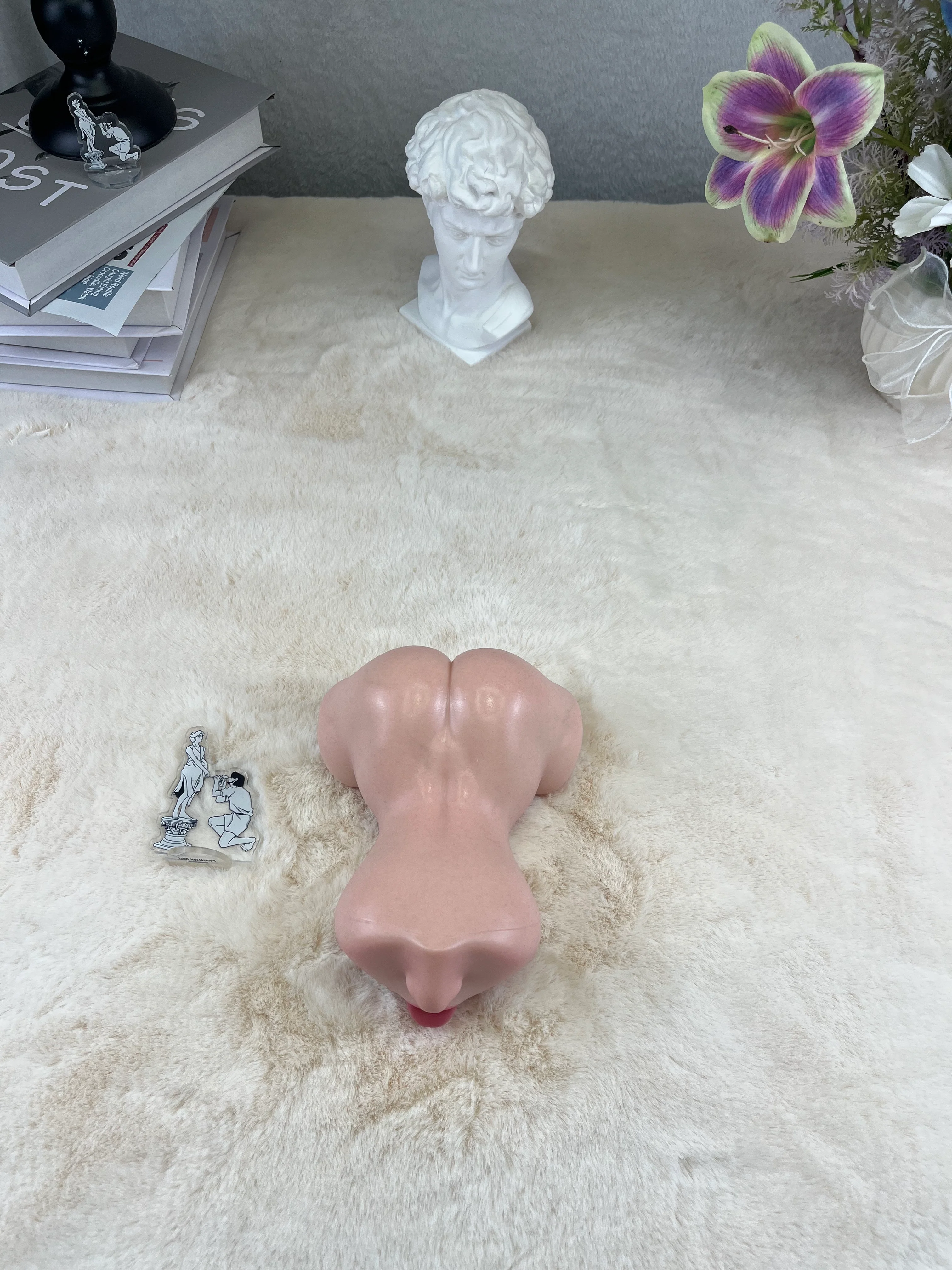 Free Shipping丨1.4kg/3.1lb Platinum Silicone Pocket Pleasure Device with Dual Openings – Ultra-Realistic Skin Texture, Compact & Discreet - Image 6